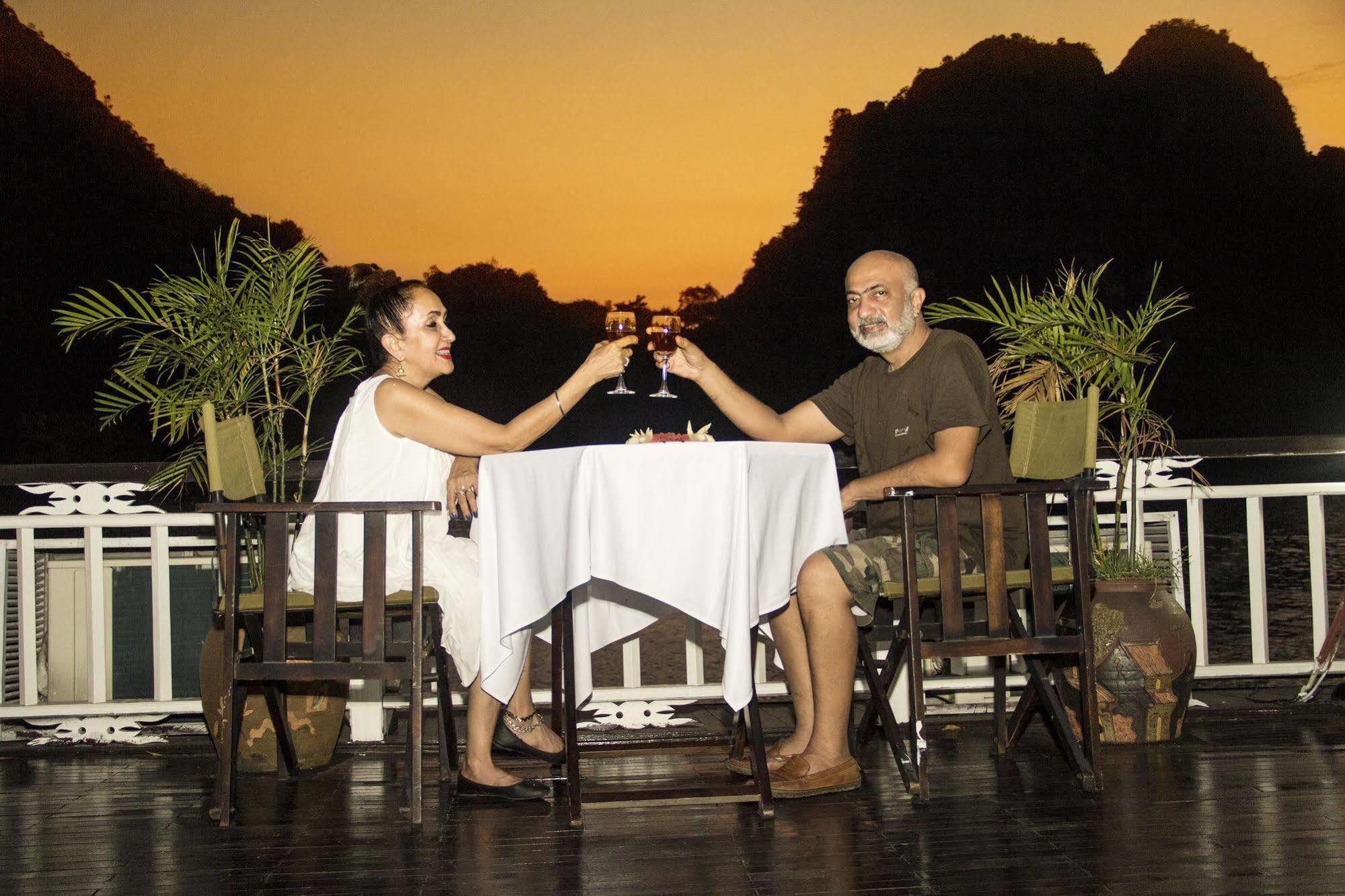 Hotel Bellezza Boutique Cruises Ha Long Esterno foto
